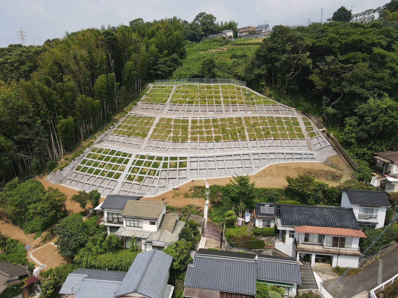 松瀬(2)地区急傾斜地崩壊対策工事